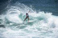 El surfista portugus, Frederico Morais, ganador de la segunda Martinica Surf Pro