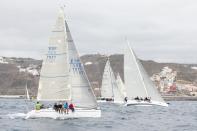 El Dragohomes, el Folelé, el Isla de Lobos y el Guayre II lideran la clasificación del X Trofeo de Cruceros Armada Española