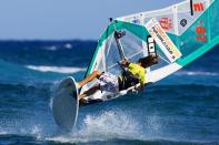 Estredo y Offringa ganan en Lanzarote y se proclaman primeros lderes del Mundial de Windsurf en freestyle