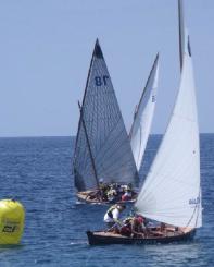 Seis barquillos comienzan la temporada de vela latina en las aguas de la isla de Lanzarote