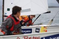 Ms de un centenar de Optimist se hacen a la mar en el Trofeo Caixa Galicia de Vilagarca